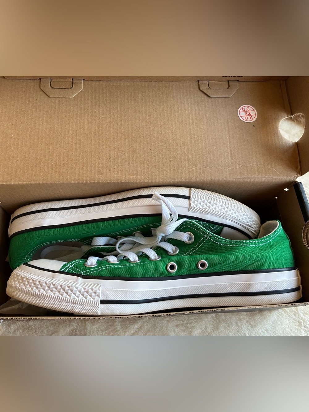 NEW Converse Chuck Taylor All Star Lo Green Sneakers Mens 6 Women’s 8 New
